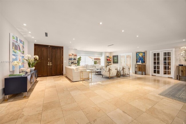 Building Photo - 7230 Vistalmar St