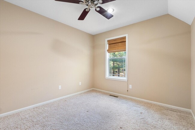 Building Photo - 400 N Village Cir