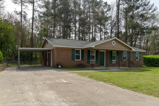 Building Photo - 2708 E Antler Dr