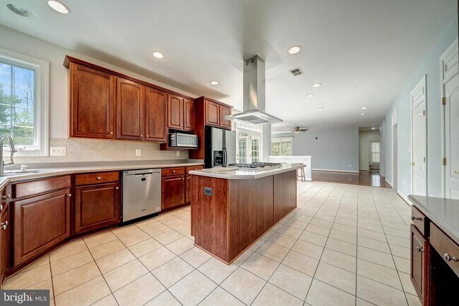 Building Photo - 40456 Lenah Run Cir