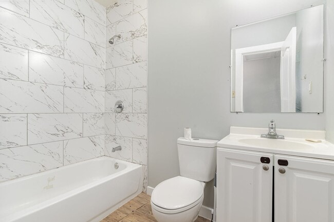 Building Photo - Affordable 2bed/1bath unit!