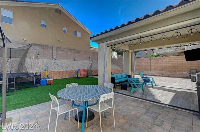 Building Photo - 791 Trumpington Ct