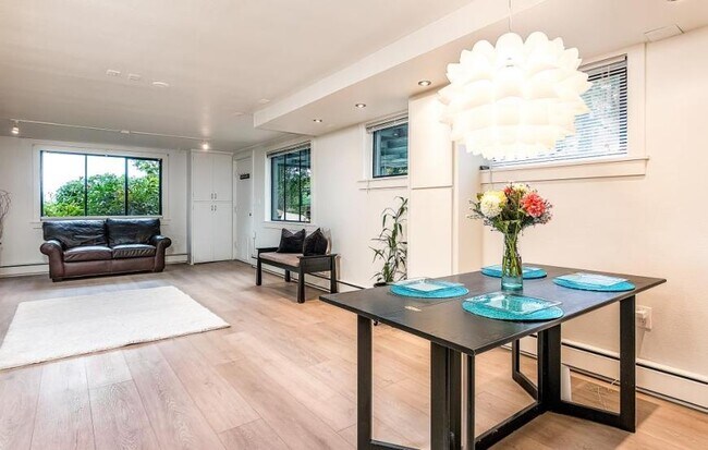 Building Photo - 1 bedroom in Seattle WA 98136
