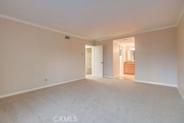 Building Photo - 3554 Seaglen Dr