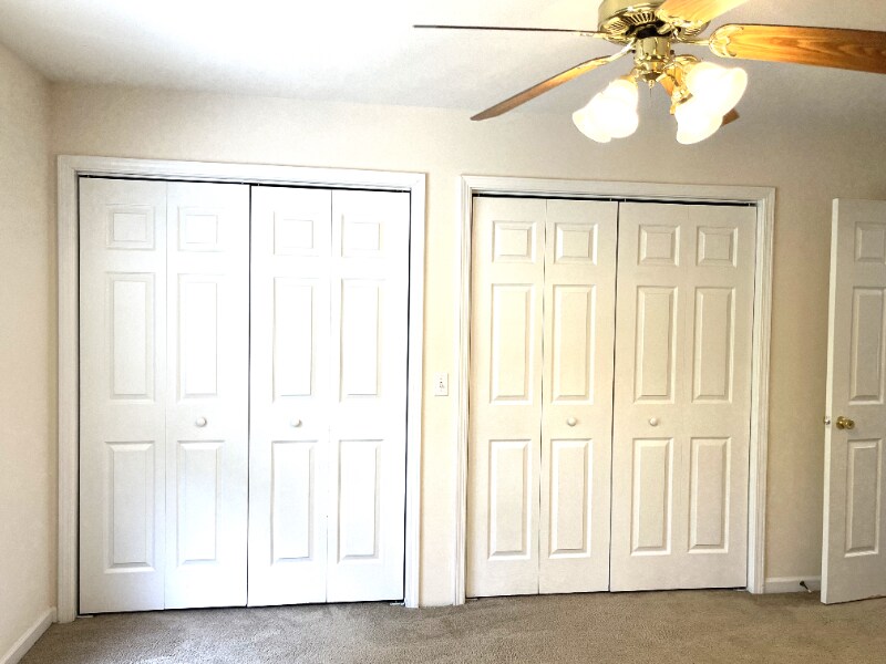 Building Photo - 1208 E Jeffery Dr