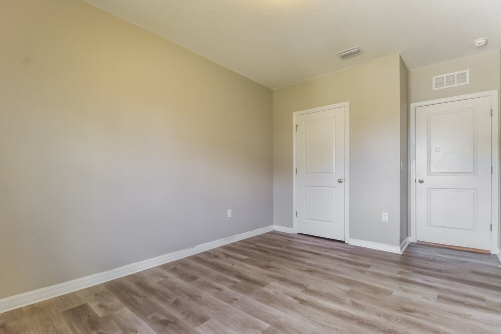 Building Photo - 10988 Carlton Fields Dr