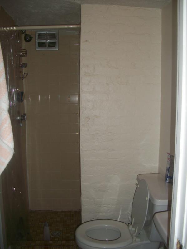 Building Photo - 40 Anderson St