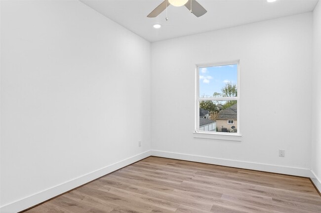 Building Photo - 10232 Porto Rico Rd