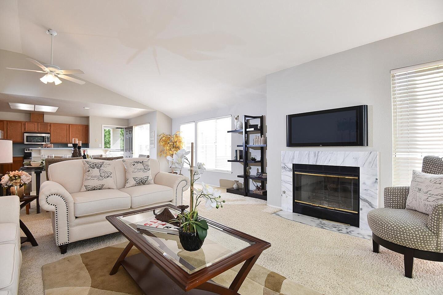 Building Photo - 1711 Parkview Green Cir