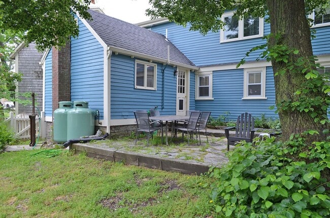 Building Photo - WINTER RENTAL: Captain John Butman House