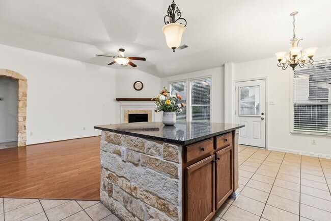 Building Photo - 5315 Barleycorn Ln