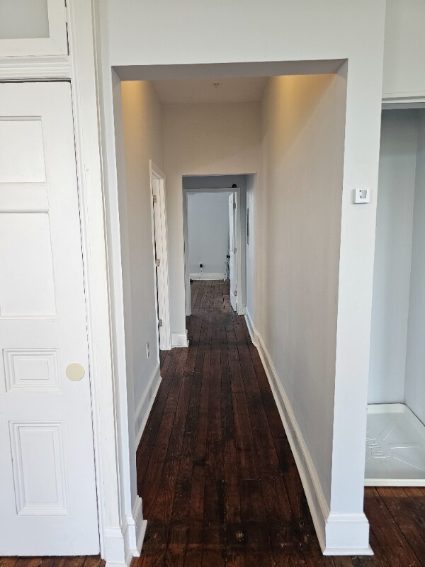 Building Photo - 2116 N Charles St