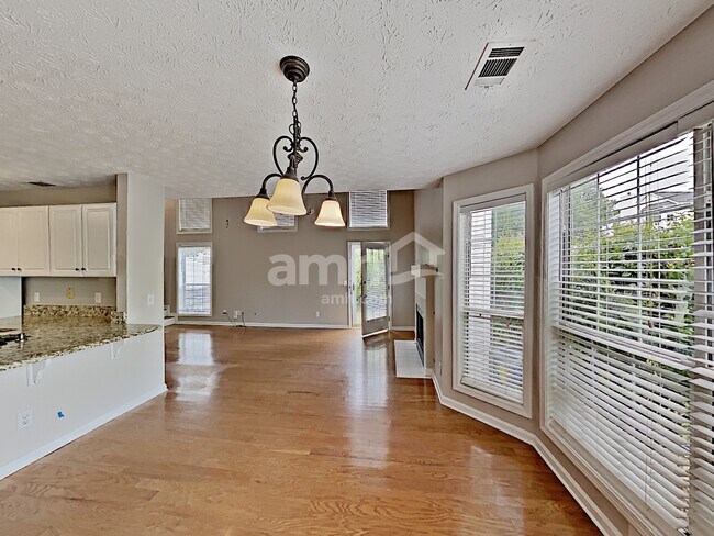 Building Photo - 3731 Avensong Village Cir
