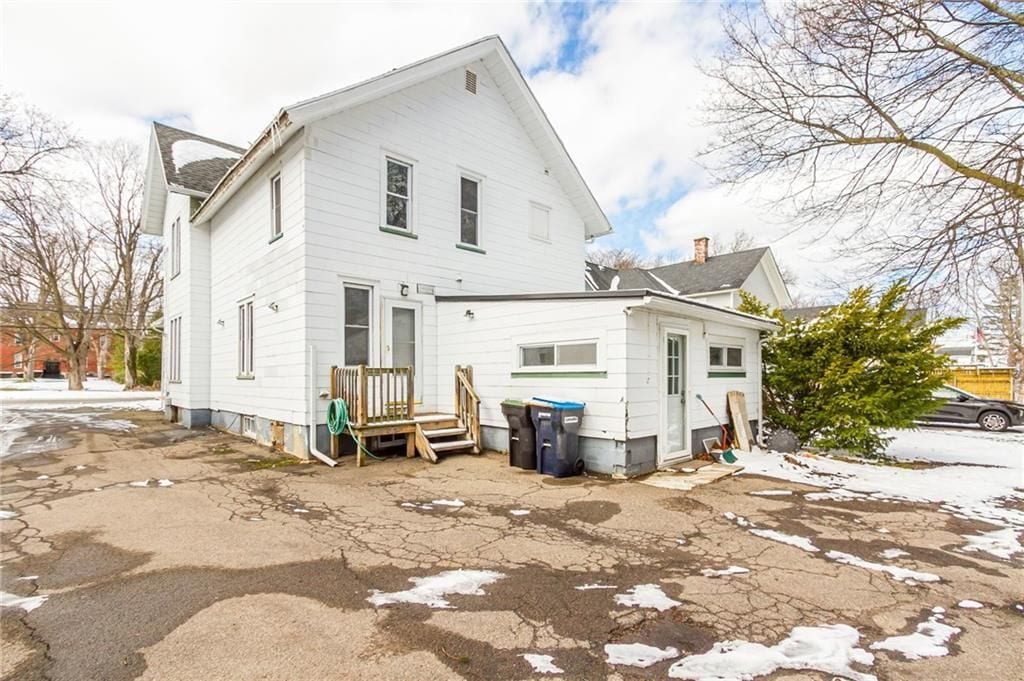 Building Photo - 98 South Ave