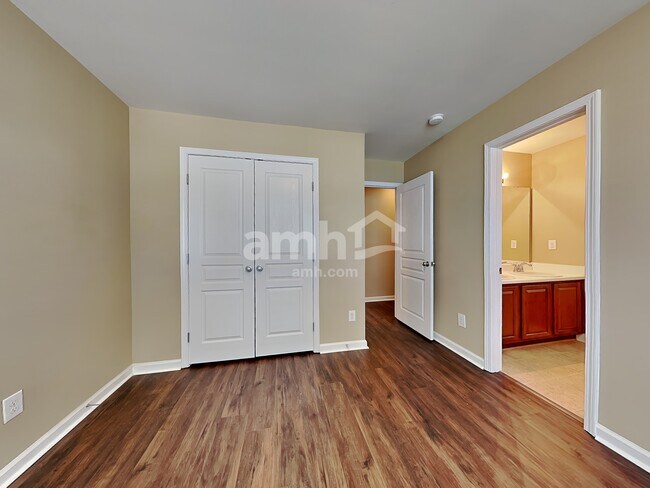 Building Photo - 1404 Manley Court