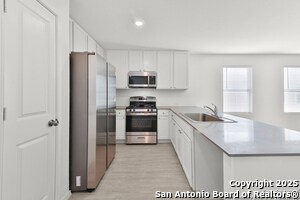 Building Photo - 871 Landon Rdg