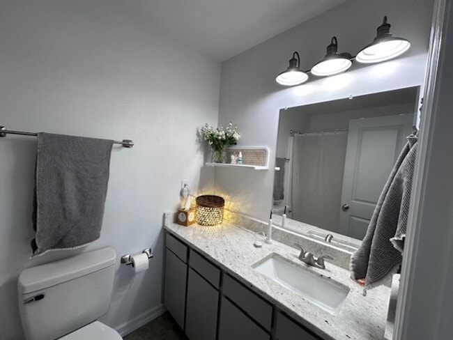 Building Photo - 1030 Marsh Ct Ln