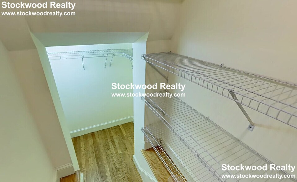 Building Photo - 195 Commonwealth Ave