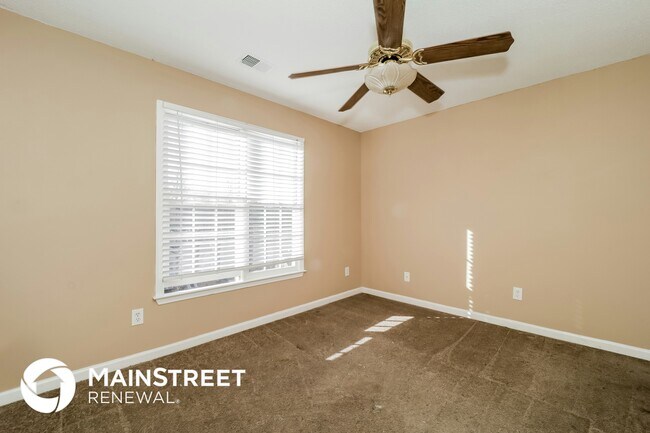 Building Photo - 557 Ivey Way SE