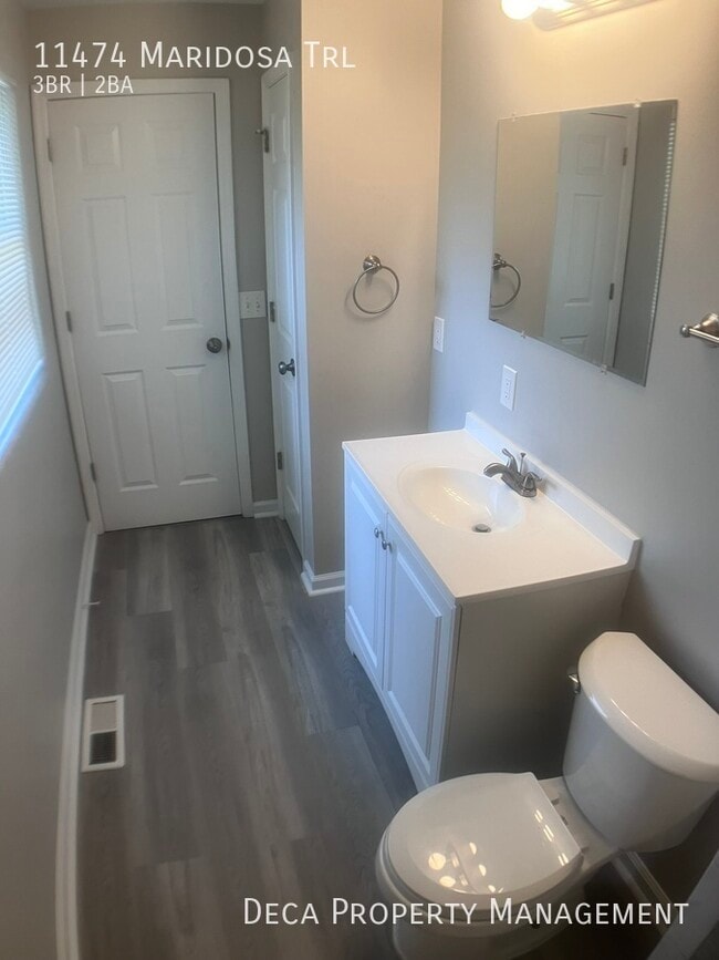 Building Photo - 3 Bedroom 2 Bathroom House