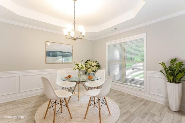 Building Photo - 2068 Providence Rd