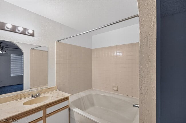 Building Photo - 2200 S Fort Apache Rd