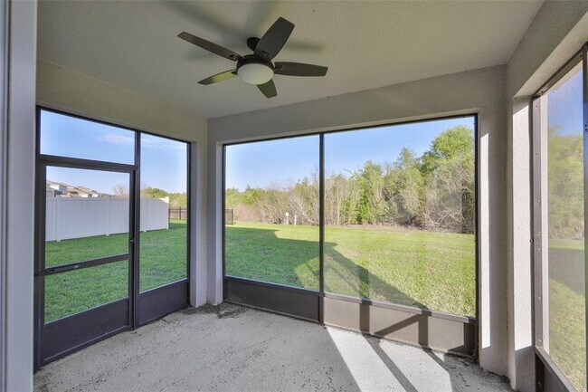 Building Photo - 10819 Charlotte Dr.