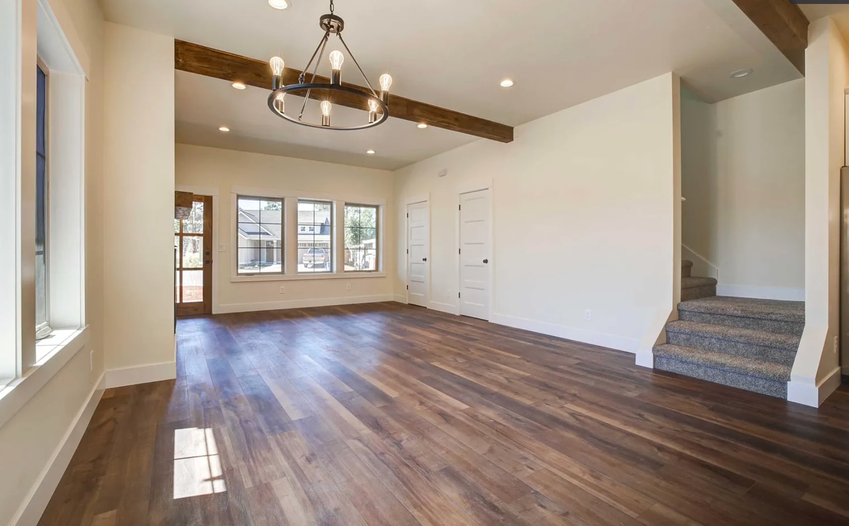main room - 1020 N Bluebird St