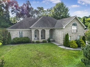 Building Photo - 1009 Stafford Ct