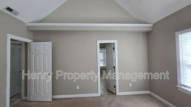 Building Photo - 104 Seymour Creek Dr