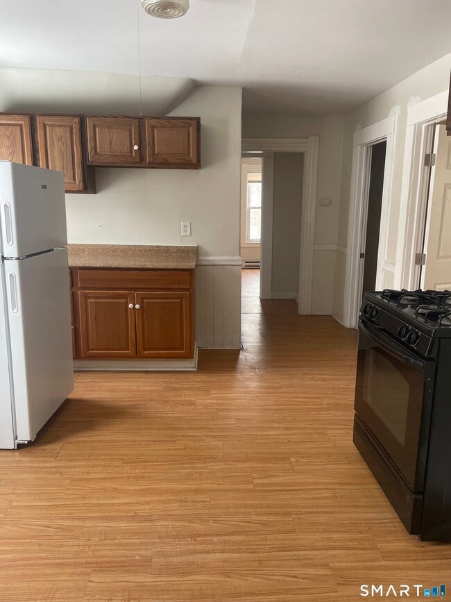 Building Photo - 21 Taylor St