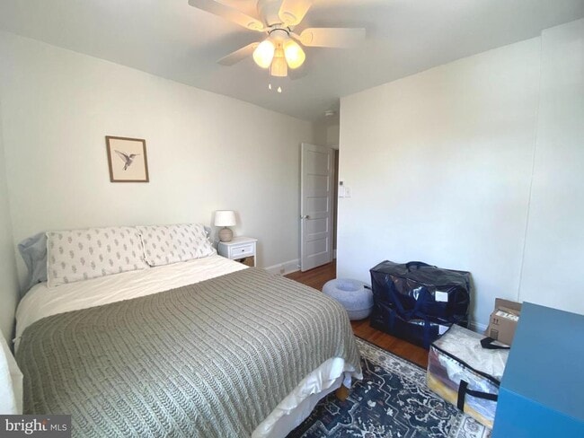 Building Photo - 20 E Abington Ave