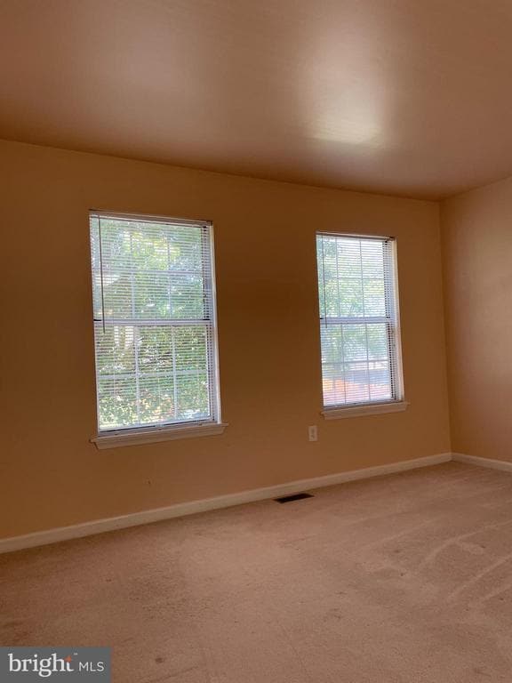 Building Photo - 5823 Riverside Dr