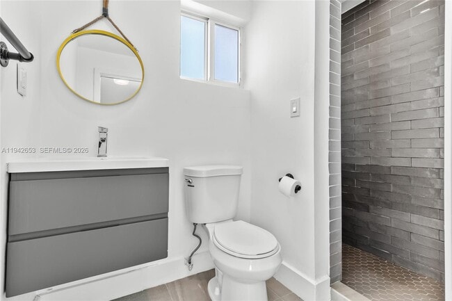 Building Photo - 3855 SW 1st St