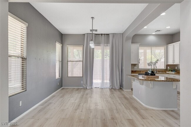 Building Photo - 10482 Calico Pines Ave