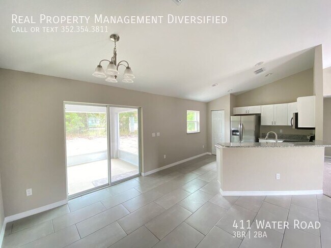 Building Photo - 411 Water Rd