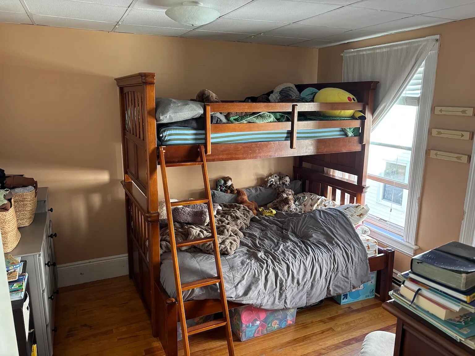 Building Photo - 465 E High St