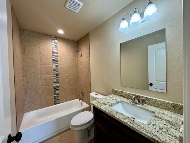 Building Photo - 203 Kennedy Dr