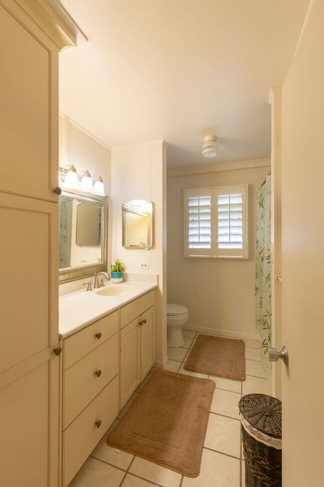 Building Photo - 3 Bed/2 Bath Laie Home with big yard and bonus space