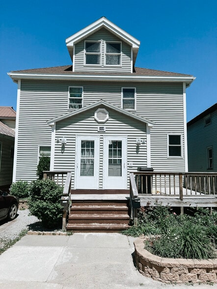 Building Photo - 308 W Onota St