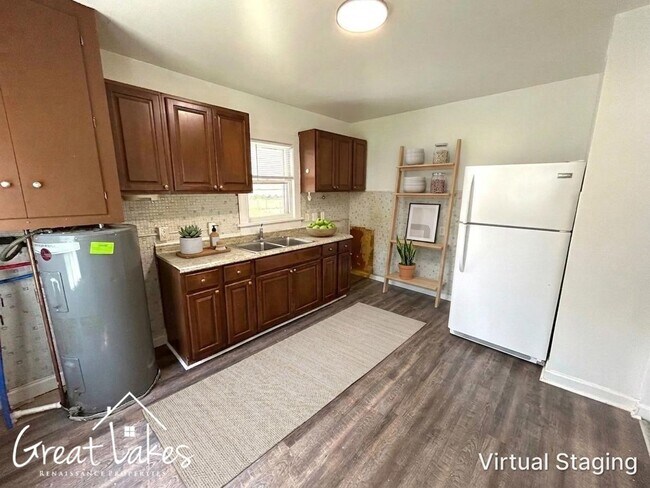 Building Photo - Beautiful 2 Bedroom 1 Bathroom Single family home available now for rent!