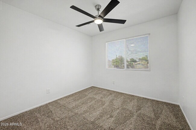 Building Photo - 5984 N 48th Ave