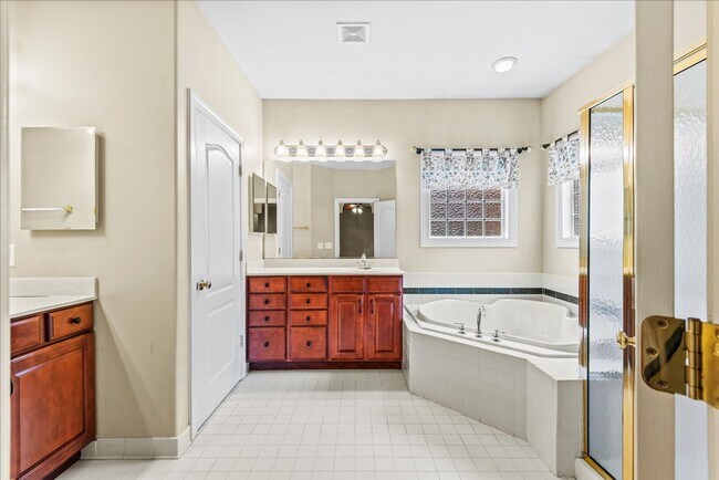 Building Photo - **Charming 3-Bedroom Rambler on 3 Acres in Scenic Stafford** NO HOA