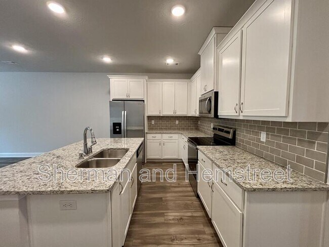 Building Photo - 1012 Candleberry Dr