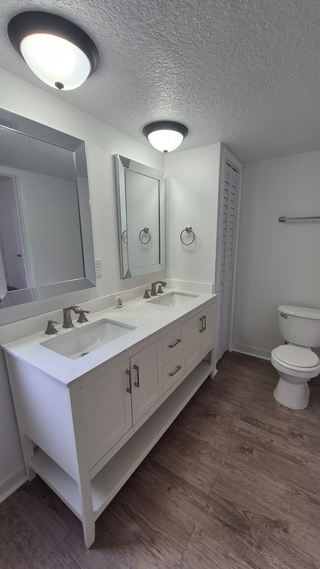 Building Photo - 1-311 Park Ave