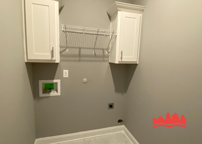 Building Photo - 9982 Messana St