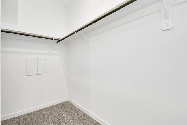 Building Photo - 3843 Pierce Pl Ln