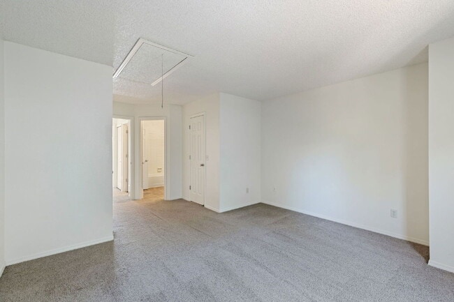 Building Photo - 4144 Charleston Dr