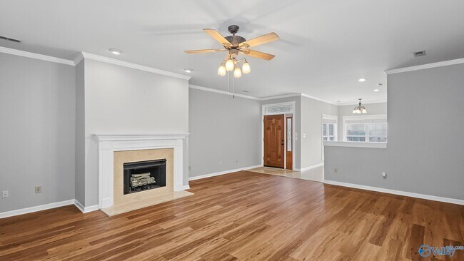 Building Photo - 141 Canterbury Dr