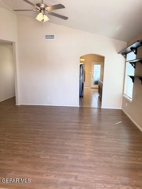 Building Photo - 14668 Jesus Almeida